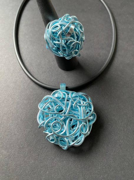 Schmuckset Chaos Eisblau